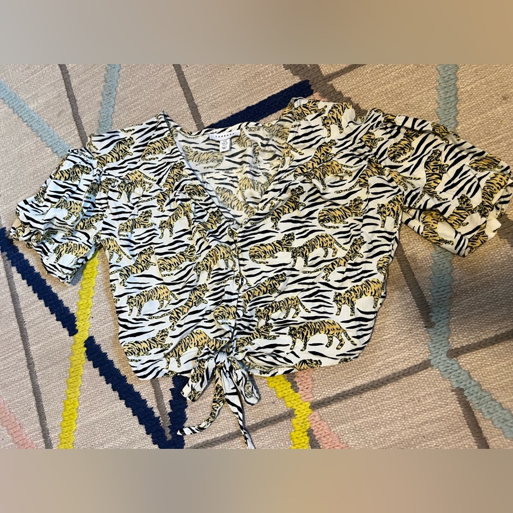 SOLD Topshop Crop 🐆
